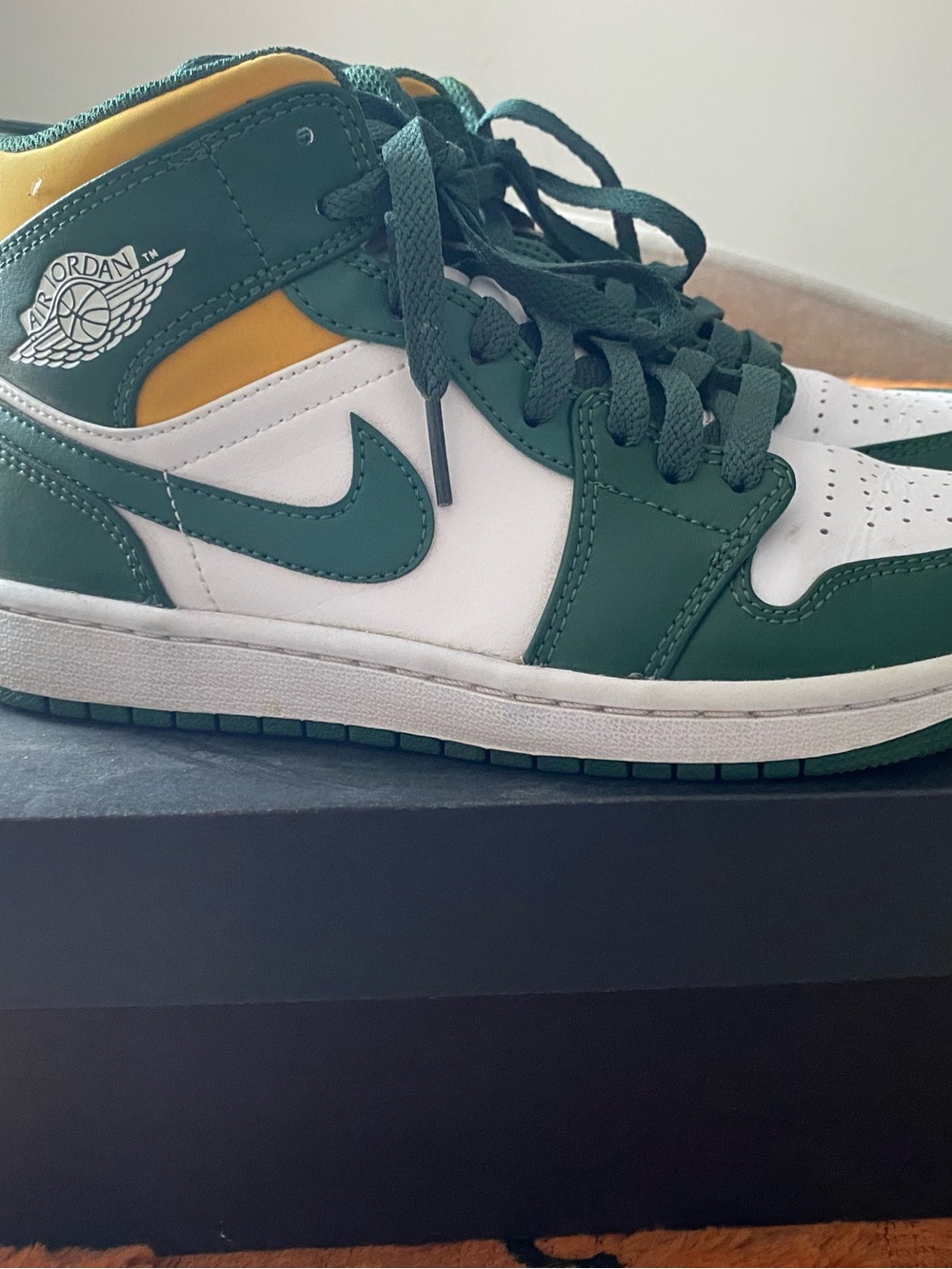 Jordan 1 Mid Men’s Sneakers - Green / White / Yellow